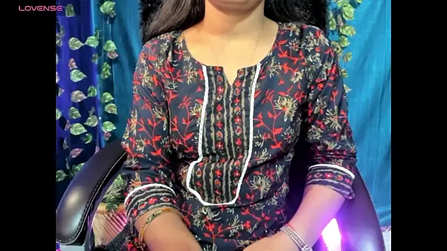 Forever Love2025 online show from 10-28-25, 07:51