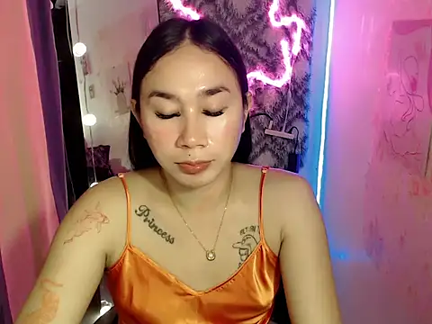 in yourdreamstarxx online show from 01-11-26, 04:25