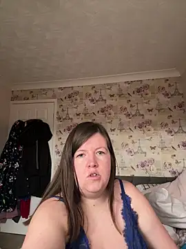 Snapshot of DeliciousOliviaX chatting on 01-15-26, 01:25 DeliciousOliviaX online show from 01-15-26, 01:25