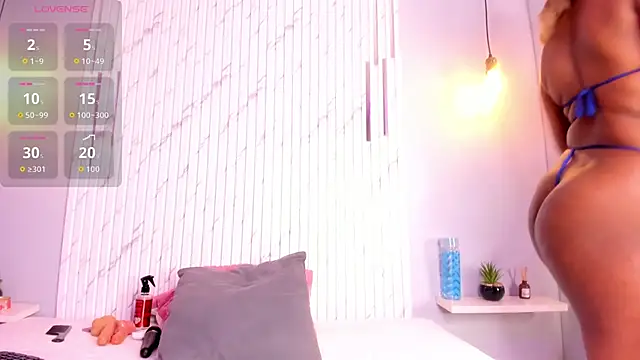 Eva Johnss online show from 12-18-25, 12:53