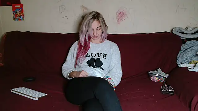 AsyaLulu online show from 12-19-25, 03:58