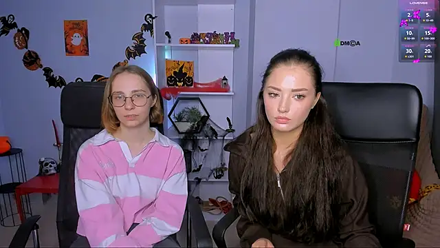 miki-niki online show from 10-30-25, 02:25