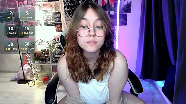 Snapshot of ameliameadd chatting on 11-19-25, 08:14 ameliameadd online show from 11-19-25, 08:14