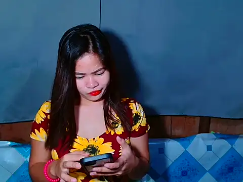 asian pinaydaniela online show from 09-13-25, 03:17