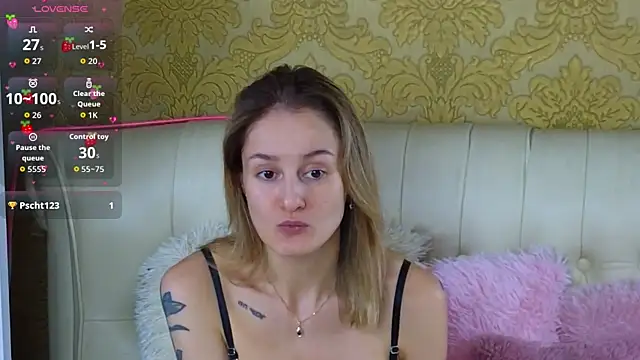 RosieBlossom online show from 02-12-26, 07:46