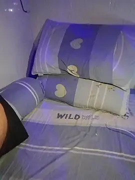 ducpham6565 online show from 11-20-25, 11:14