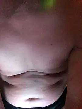 ducpham6565 online show from 10-11-25, 05:36