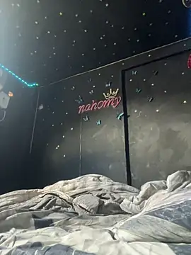 naho love online show from 10-24-25, 06:29