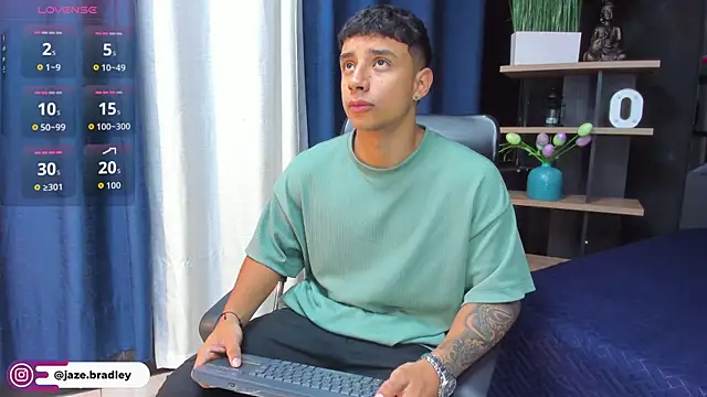 jaze bradley online show from 10-30-25, 11:30