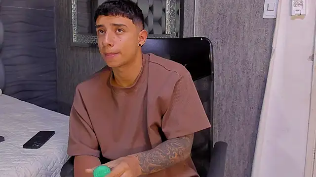 jaze bradley online show from 11-13-25, 11:36