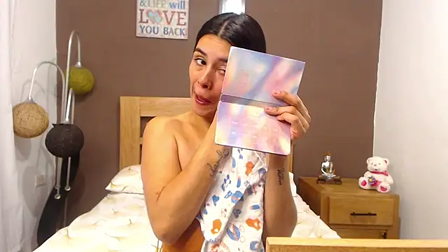 Snapshot of ValeSantoDomingo chatting on 01-16-26, 09:19 ValeSantoDomingo online show from 01-16-26, 09:19