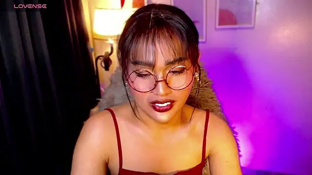 Snapshot of urmidnightcravingsxx chatting on 06-11-26, 03:58 urmidnightcravingsxx online show from 06-11-26, 03:58