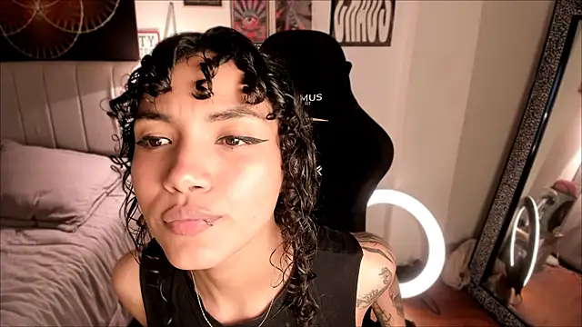 Nati     online show from 12-23-25, 05:07