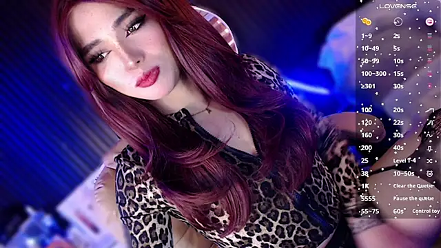 Snapshot of Satisfy_me_now chatting on 05-13-26, 01:56 Satisfy me now online show from 05-13-26, 01:56