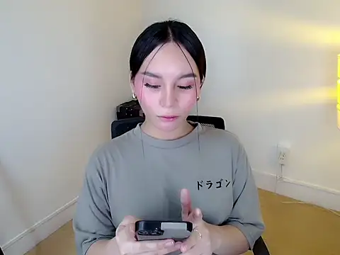 Snapshot of holly_tabby chatting on 01-16-26, 10:58 holly tabby online show from 01-16-26, 10:58