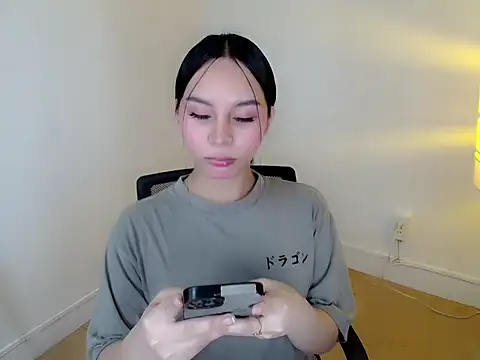 holly tabby online show from 01-10-26, 09:21