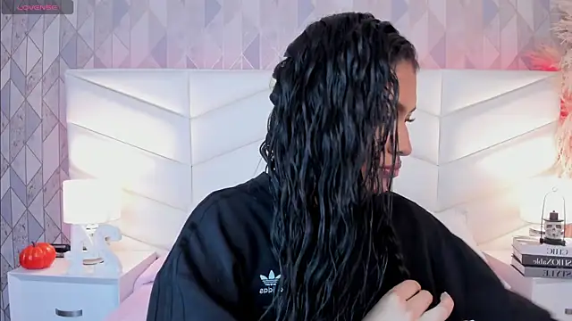 victoria   jonnes online show from 10-05-25, 12:29