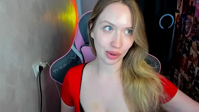 Snapshot of NicoleRiccii chatting on 05-31-26, 03:40 NicoleRiccii online show from 05-31-26, 03:40