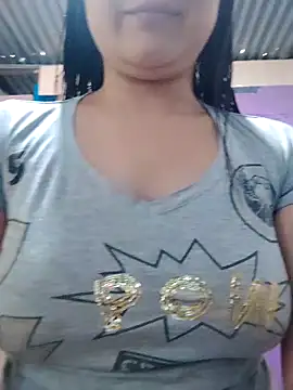 Snapshot of lunna_07 chatting on 10-08-25, 06:30 lunna 07 online show from 10-08-25, 06:30