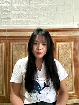 Snapshot of binejr chatting on 10-13-25, 08:38 binejr online show from 10-13-25, 08:38