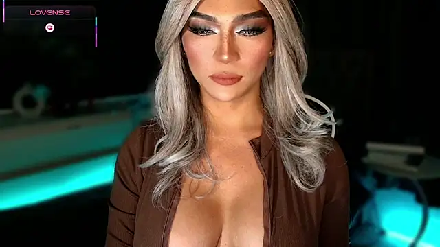 Huntress xxx online show from 11-11-25, 07:30