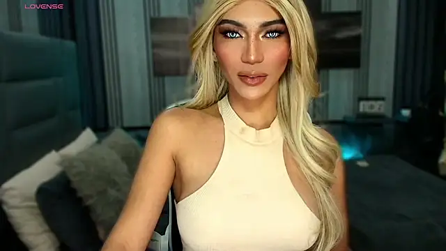 Huntress xxx online show from 03-27-26, 07:15