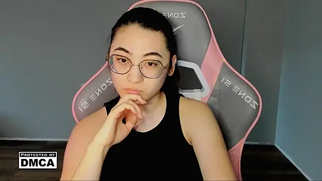 MeilideQian1 online show from 02-03-26, 12:43