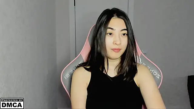 MeilideQian1 online show from 12-15-25, 10:21