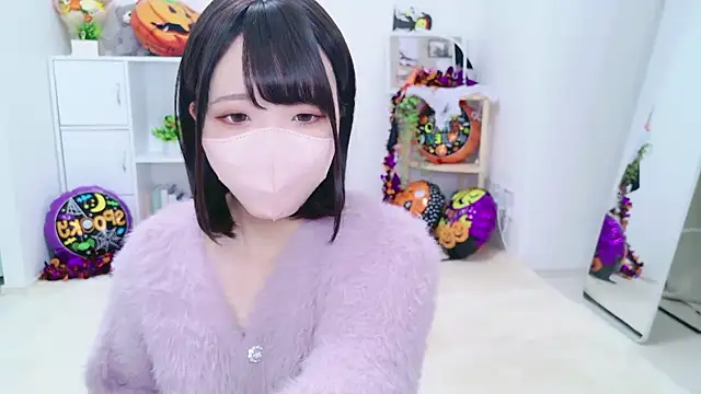 Snapshot of Anzu_xx chatting on 10-29-25, 11:53 Anzu xx online show from 10-29-25, 11:53