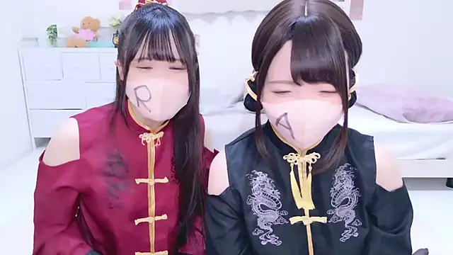 Snapshot of Anzu_xx chatting on 11-04-25, 04:22 Anzu xx online show from 11-04-25, 04:22