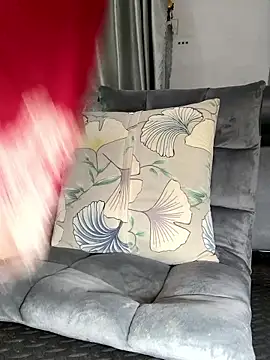 meiiijr55 online show from 01-13-26, 04:49