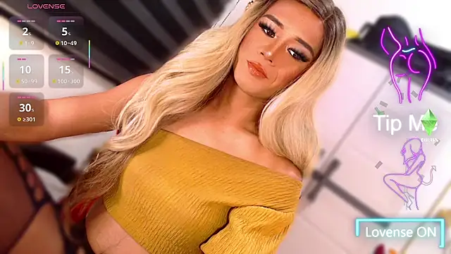 SissifyMeNow online show from 03-10-26, 02:04