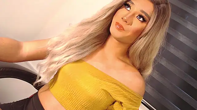 SissifyMeNow online show from 11-04-25, 02:15