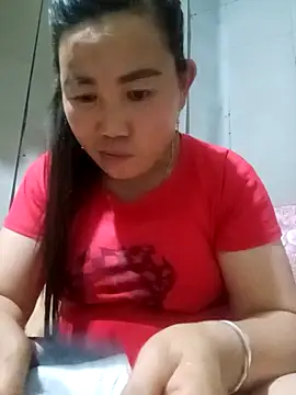 Snapshot of jienrrr chatting on 06-06-26, 12:43 jienrrr online show from 06-06-26, 12:43