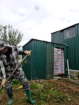 yoowwmr online show from 10-29-25, 01:48