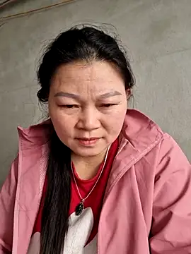 yoowwmr online show from 12-21-25, 01:41