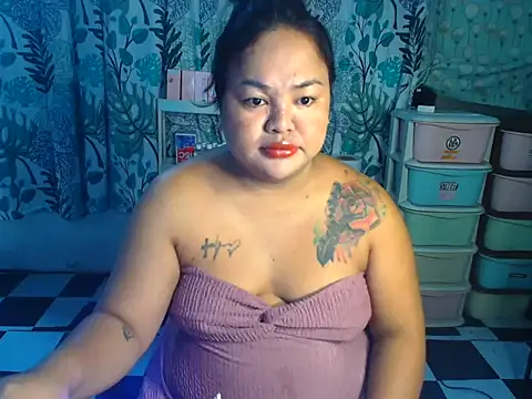 Snapshot of clasyprinces chatting on 05-18-26, 02:44 clasyprinces online show from 05-18-26, 02:44