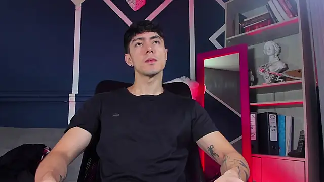 etham wolf  online show from 11-25-25, 11:54