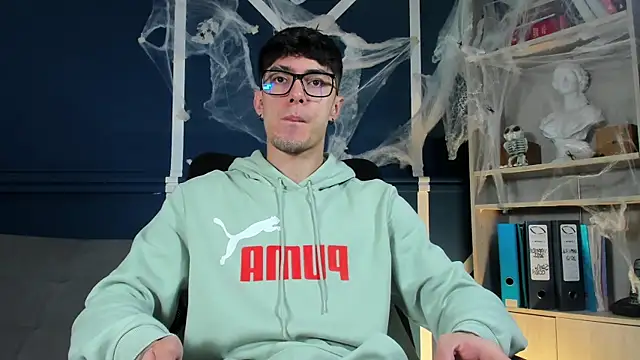 etham wolf  online show from 11-07-25, 11:59