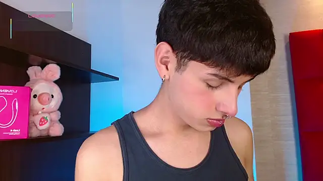 Ezra Storm online show from 11-25-25, 05:08