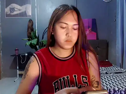 urtranspinay online show from 11-28-25, 09:04