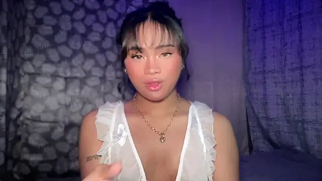 Exotic alyssa69 online show from 04-23-26, 05:47