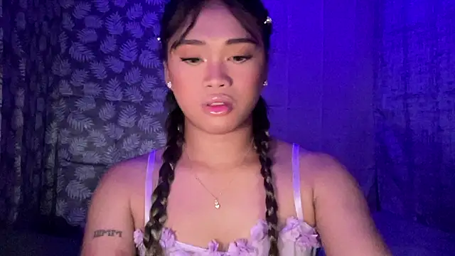 Exotic alyssa69 online show from 03-17-26, 05:27