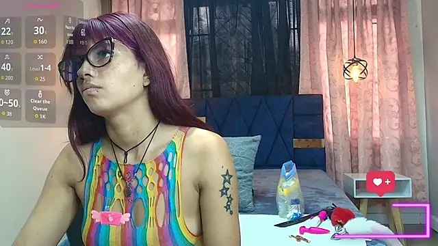Mia Holly   online show from 10-21-25, 08:19