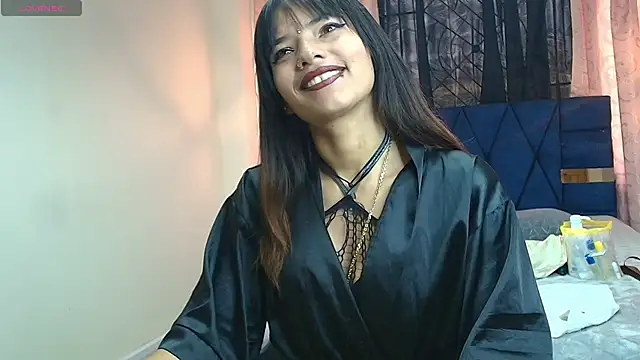 Mia Holly   online show from 10-16-25, 07:44