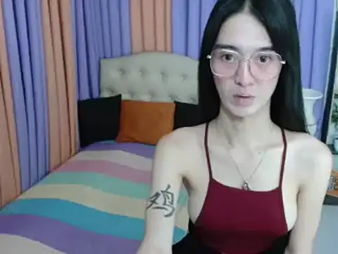 XxTsUncutAskaxX online show from 12-01-25, 04:41