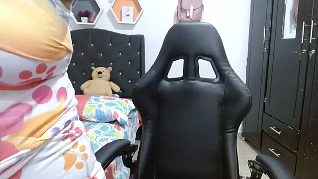 cristydirtyhot online show from 03-18-26, 02:41