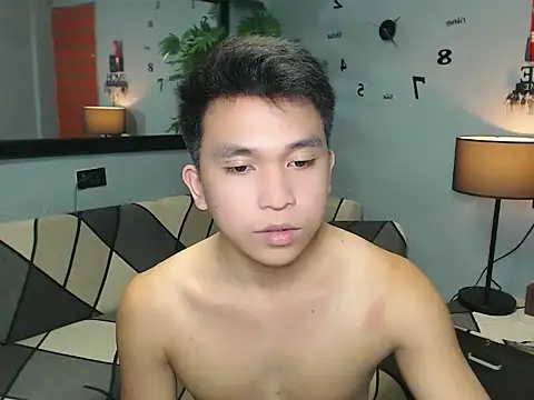 Snapshot of KingMateoGrey chatting on 12-18-25, 01:37 KingMateoGrey online show from 12-18-25, 01:37