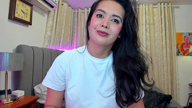 DsexiestQueenx online show from 11-17-25, 02:32