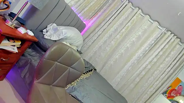 DsexiestQueenx online show from 11-13-25, 01:15